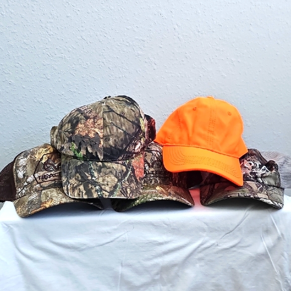 Realtree Other - Realtree Camo and Orange  Cap Lot